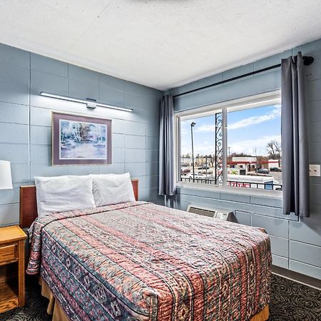 Broadway Inn Council Bluffs Eksteriør billede