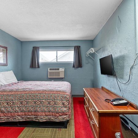 Broadway Inn Council Bluffs Eksteriør billede