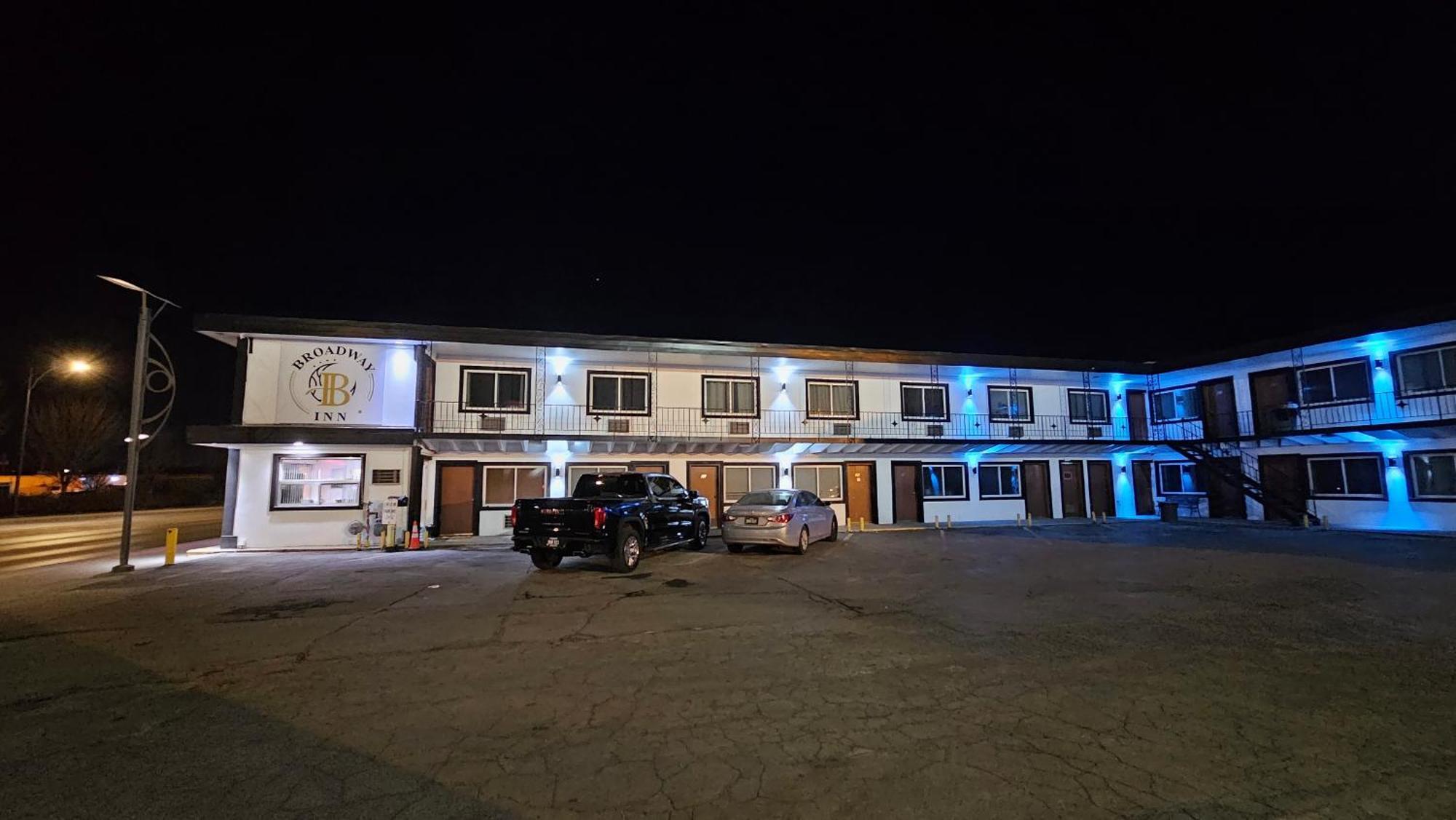 Broadway Inn Council Bluffs Eksteriør billede
