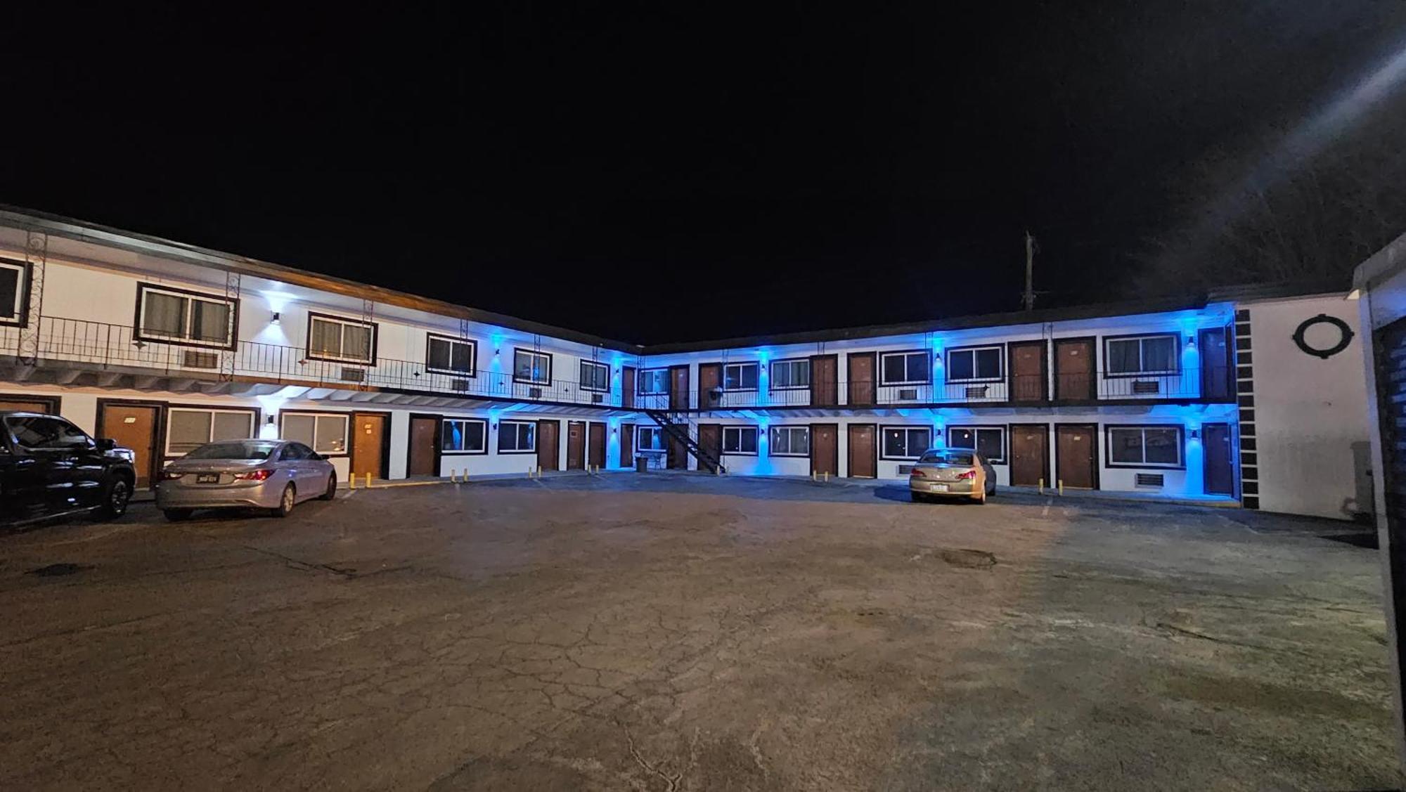 Broadway Inn Council Bluffs Eksteriør billede